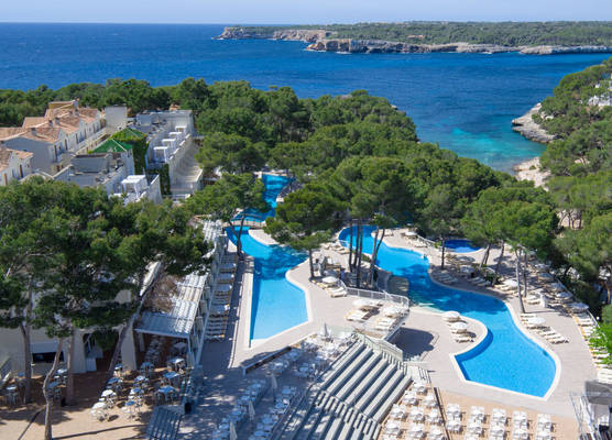 Iberostar Waves Club Cala Barca All Inclusive 1