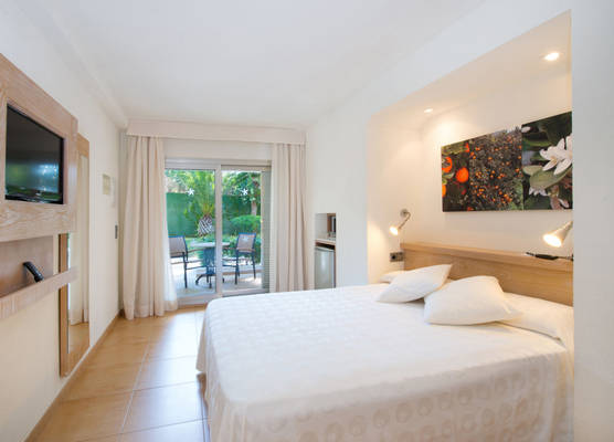 Iberostar Waves Pinos Park 1