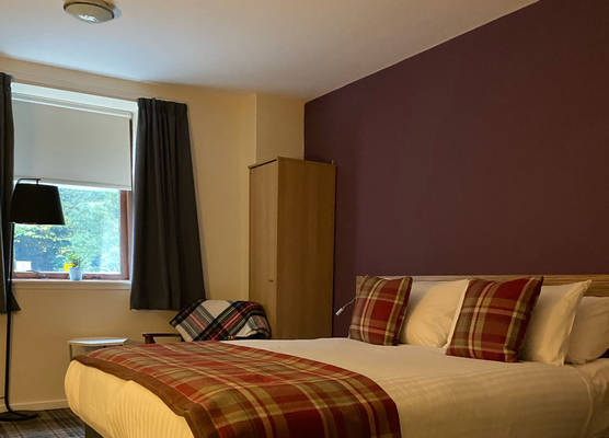 Britannia Edinburgh Hotel 1