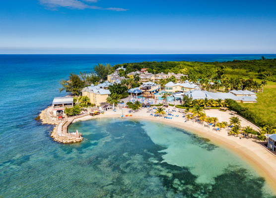Jewel Paradise Cove Beach Resort and Spa 1