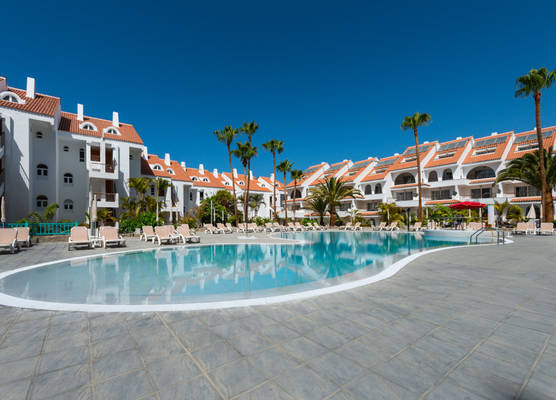 Paradise Park Fun Lifestyle Hotel 1