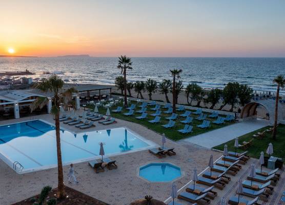 Malia Bay Beach Hotel & Bungalows 1