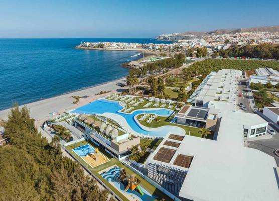 Resort Cordial Santa Águeda & Perchel Beach Club 1