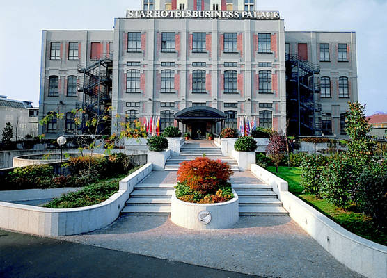 Starhotels Business Palace 1