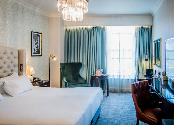 Francis Hotel Bath 1