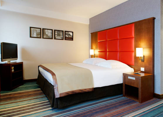 New Hotel Charlemagne 1