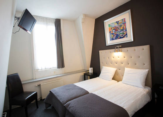 Quentin Canal House Hotel 1