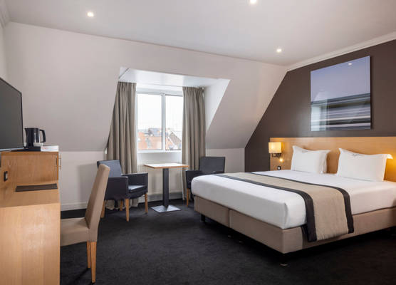 Hotel The Augustin 1