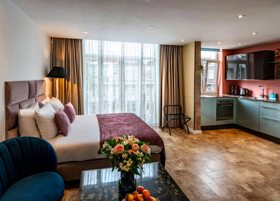 Jupiter Hotel 1