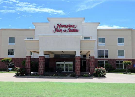 Hampton Inn & Suites Stephenville 1