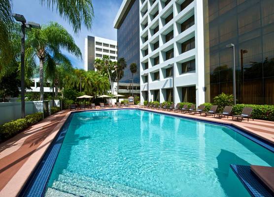 Embassy Suites by Hilton Palm Beach Gardens PGA Boulevard 1
