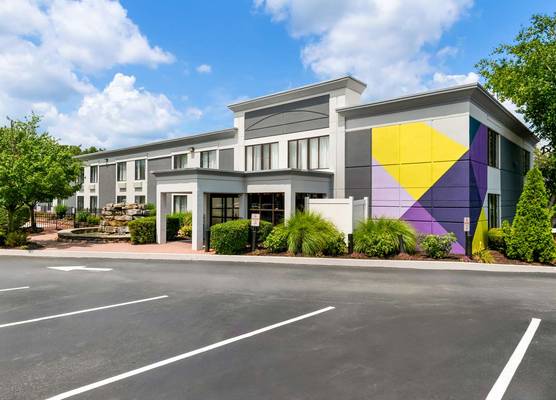 Spark By Hilton Hummelstown Hershey 1