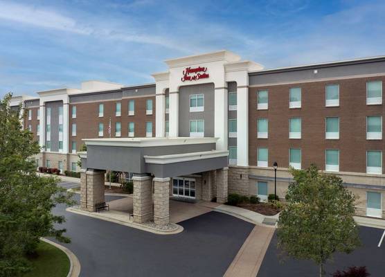 Hampton Inn & Suites Holly Springs 1