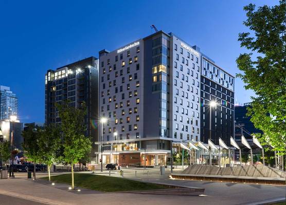 Homewood Suites by Hilton Calgary Downtown 1