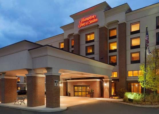Hampton Inn & Suites Hartford/East Hartford 1