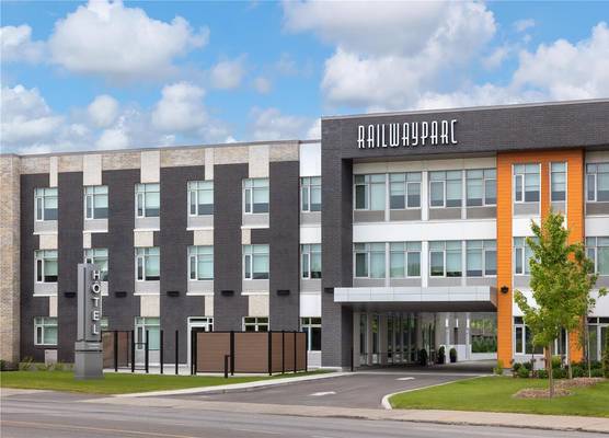 Hotel Railwayparc Montreal, Tapestry Collection By Hilton 1