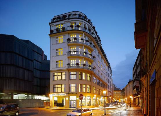 Astoria Hotel 1