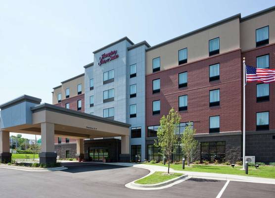 Hampton Inn & Suites Minneapolis West/ Minnetonka 1