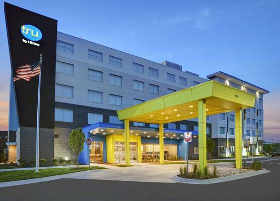 Tru By Hilton Troy Detroit, Mi 1