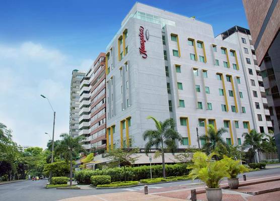 Hampton by Hilton Cali 1
