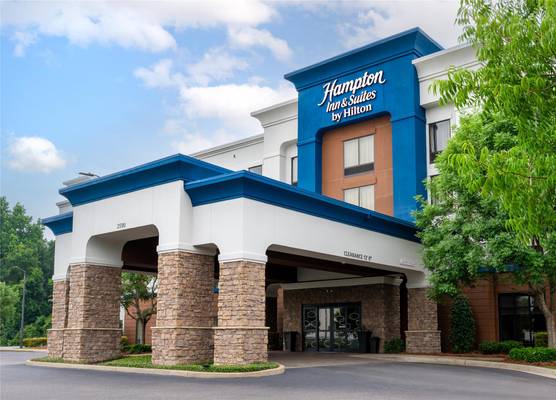 Hampton Inn & Suites Prattville 1