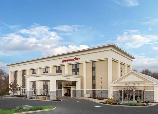 Hampton Inn Groton 1