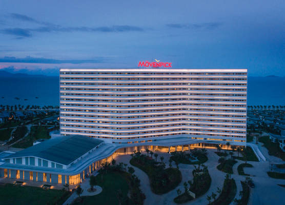 Mövenpick Resort Cam Ranh 1