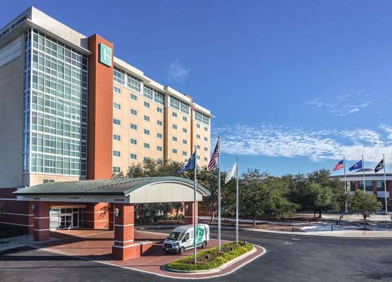 Embassy Suites by Hilton Charleston Airport Convention Ctr 1