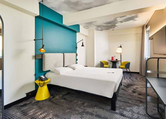 Ibis Praha Wenceslas Square 1