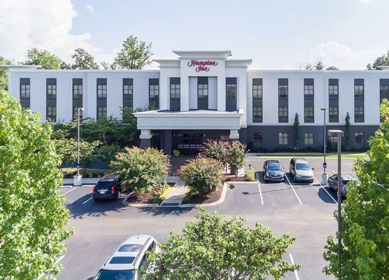 Hampton Inn White House 1