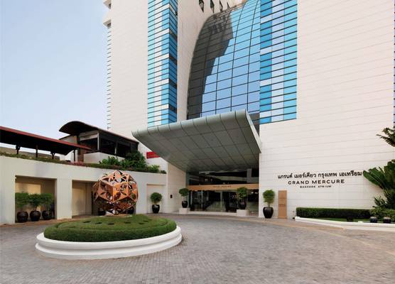 Grand Mercure Bangkok Atrium 1