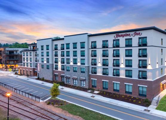 Hampton Inn Blue Ridge, GA 1