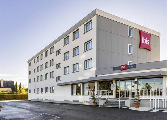ibis Tarbes Odos 1