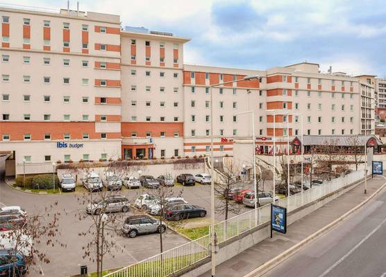 ibis Paris La Defense Courbevoie 1