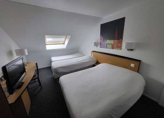 Kyriad Tarbes Bastillac 1