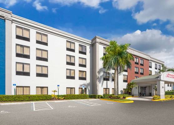 Hampton Inn & Suites Boynton Beach 1