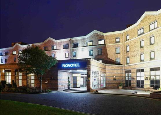 Novotel Newcastle Airport 1