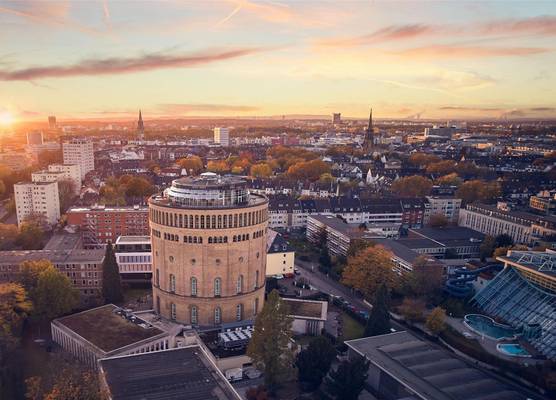 Wasserturm Hotel Cologne, Curio Collection by Hilton 1