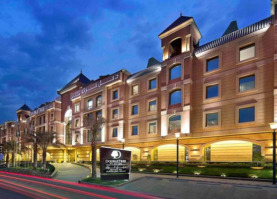DoubleTree by Hilton Hotel Riyadh - Al Muroj Business Gate 1