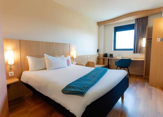 Ibis Ripollet 1