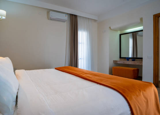 Intouriste Hotel & Suites 1