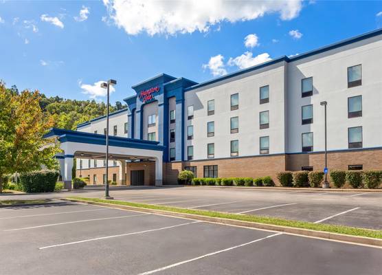 Hampton Inn Huntington University Area 1