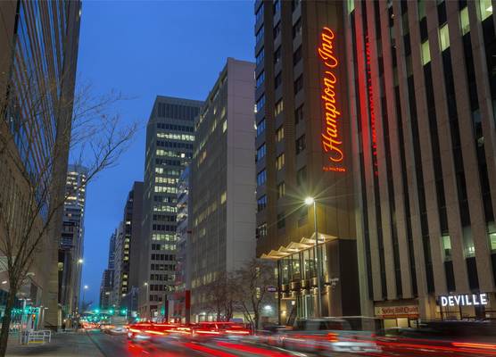 Hampton Inn By Hilton Calgary Downtown 1