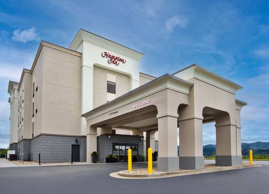 Hampton Inn Elkins 1