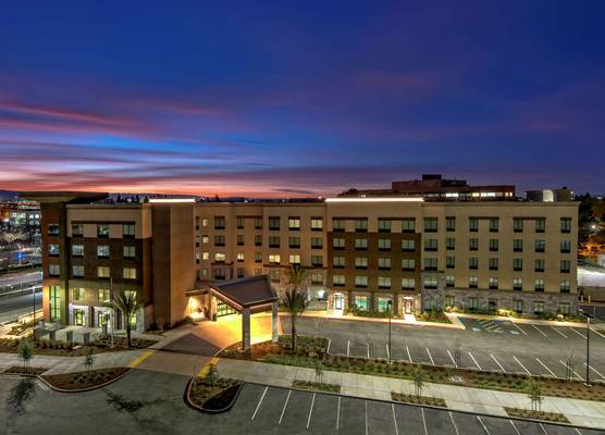Hampton Inn & Suites San Jose Airport 1
