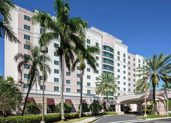 DoubleTree by Hilton Sunrise - Sawgrass Mills 1