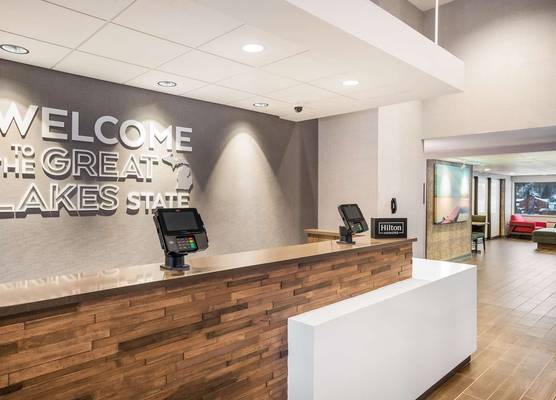 Hampton Inn & Suites Houghton 1