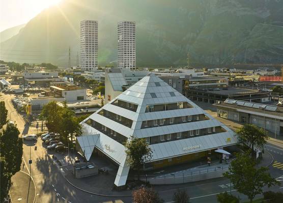 ibis Chur 1