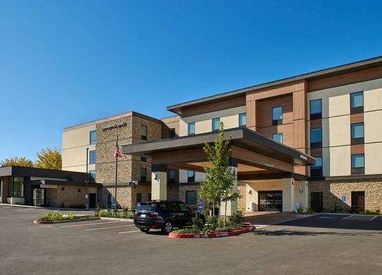 Hampton Inn Sherwood Portland 1