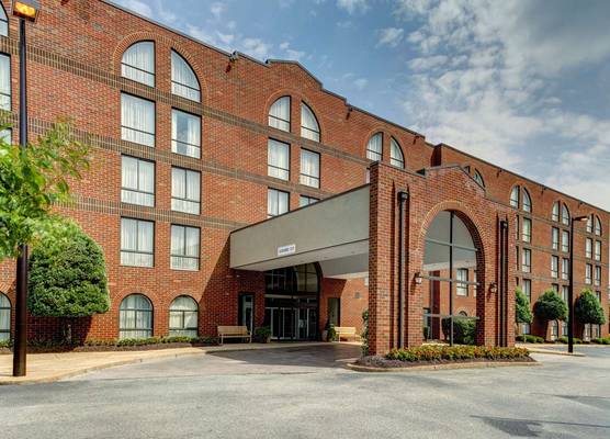 Embassy Suites Williamsburg 1